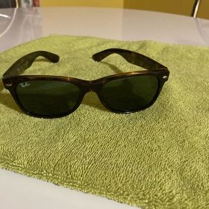 Ray-Ban New Wayfarer